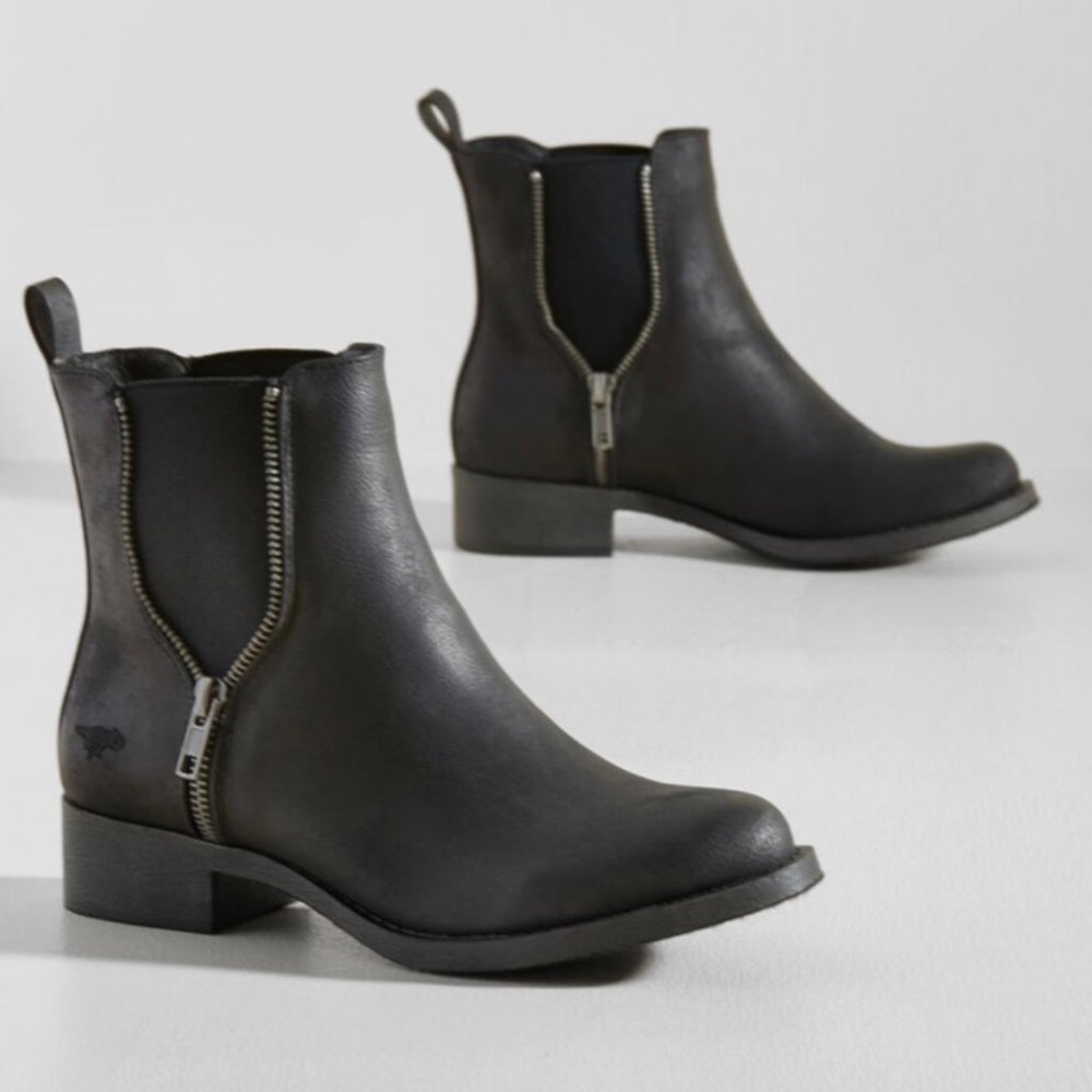 Modcloth Rocket Dog Casual Influence Boot …